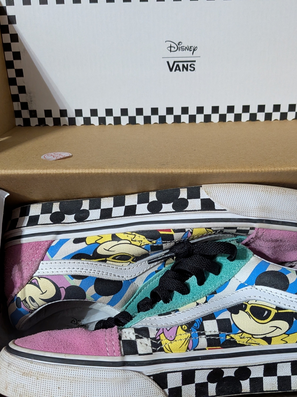 Disney x Vans Old Skool  80's Mickey  Colorblock Skate Shoes in Pink/Teal/Black